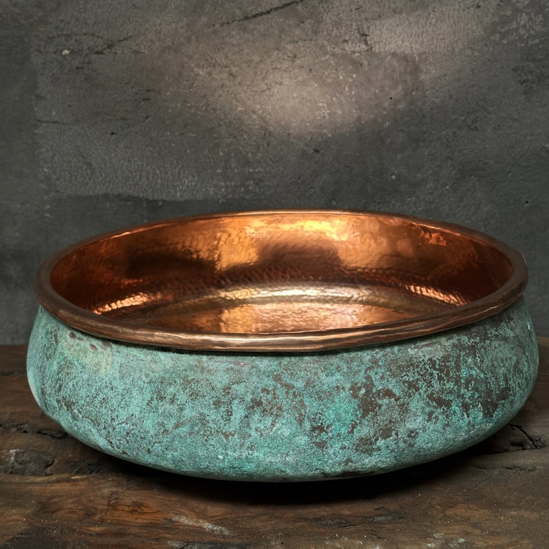 Oxidized Copper Sink Bathroom , Green Patina Copper Washbasin