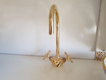 Embrace Vintage Charm with #UnlacqueredBrass: Transforming Your Bathroom into a Timeless Retreat