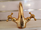 Antique Copper Faucet: Bathroom Vanity Elegance