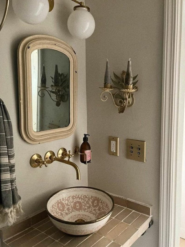 Unlacquered Brass Vintage Wall mounted bathroom faucet,Embrace the Charm of Vintage Style Faucet
