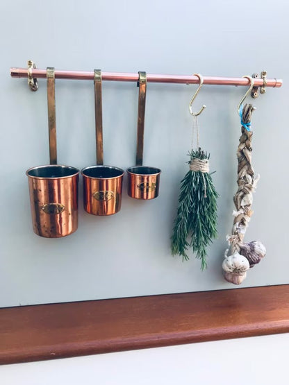 Küchenreling, Garderobenstange oder Handtuchhalter aus Kupfer und Messing 