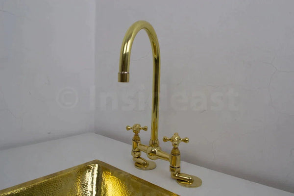 Antique Brass Bridge Faucet