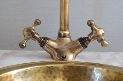 Single Hole Bathroom Faucet - Bronze Bathroom Faucet