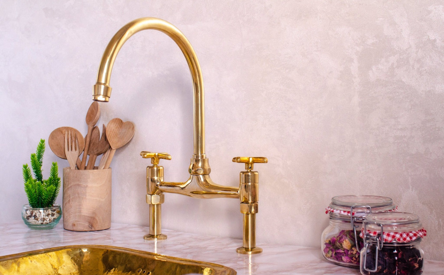 Nova Straight Legs Bridge Faucet